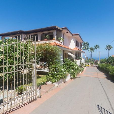 Villa Pomelia Santa Domenica  Buitenkant foto