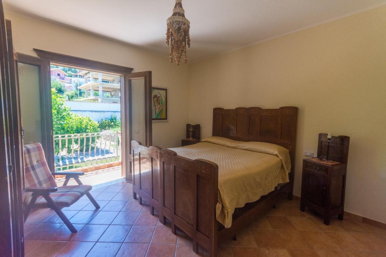 Villa Pomelia Santa Domenica  Buitenkant foto