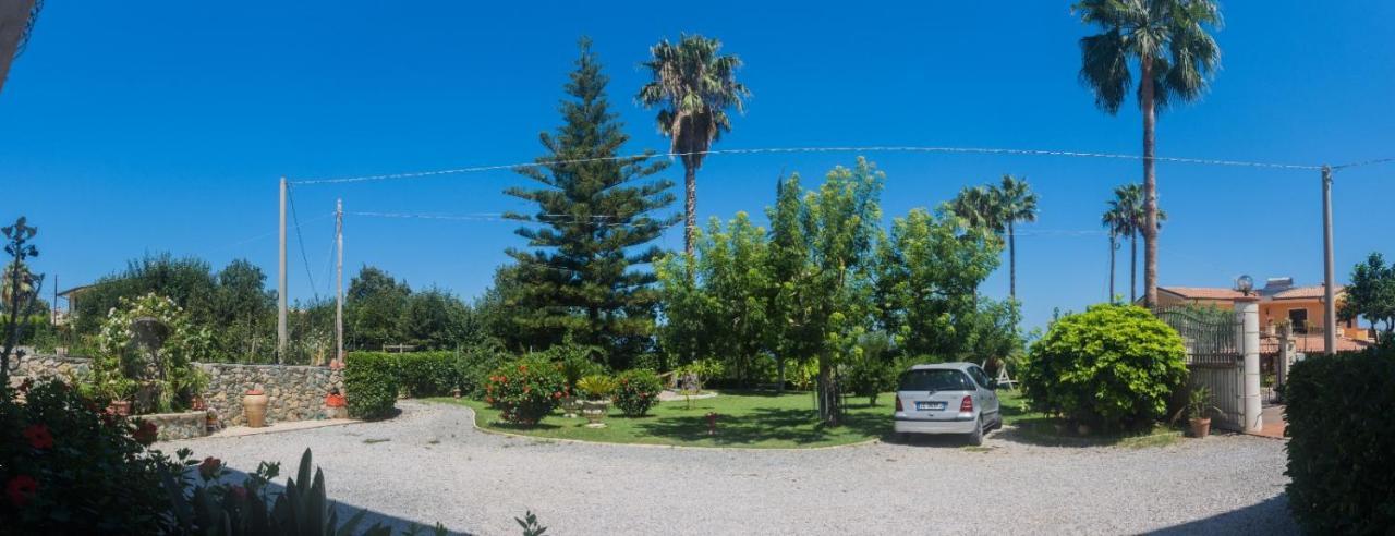 Villa Pomelia Santa Domenica  Buitenkant foto